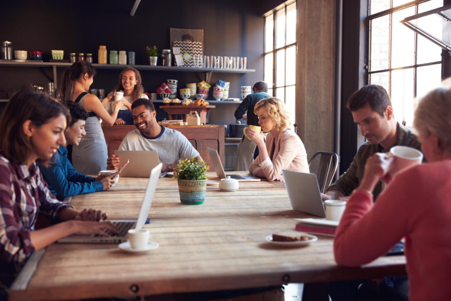 Moderne Lernumgebung mit digitalen Werkzeugen